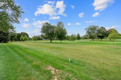 Tiny photo for 710 St Andrews Lane #16, Crystal Lake, IL 60014 (MLS # 12473663)