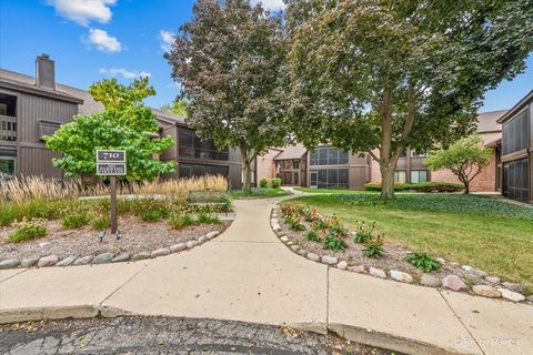 Tiny photo for 710 St Andrews Lane #16, Crystal Lake, IL 60014 (MLS # 12473663)