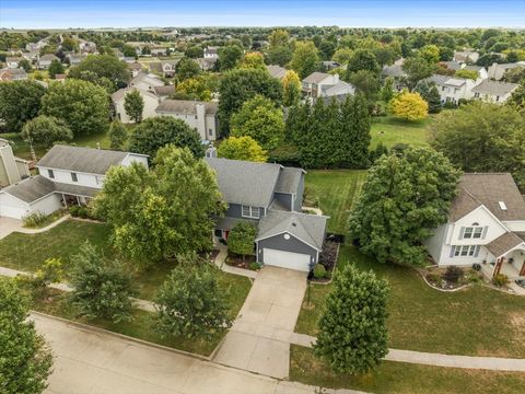 Tiny photo for 7 Swan Lake Road, Bloomington, IL 61704 (MLS # 12435933)