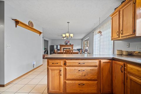 Tiny photo for 7 Swan Lake Road, Bloomington, IL 61704 (MLS # 12435933)