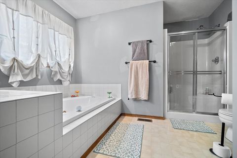 Tiny photo for 7 Swan Lake Road, Bloomington, IL 61704 (MLS # 12435933)