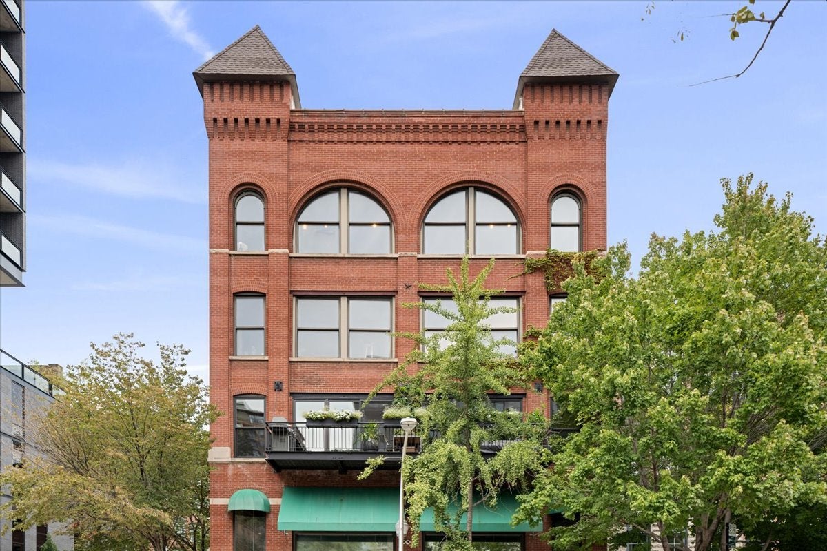 368 Contect 368 W Huron Street Unit 4S, Chicago, IL 60654 | MLS 12786570 | Listing ...