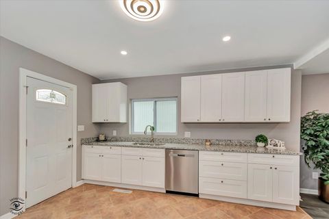 Tiny photo for 1032 S East Avenue, Kankakee, IL 60901 (MLS # 12476829)