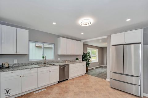 Tiny photo for 1032 S East Avenue, Kankakee, IL 60901 (MLS # 12476829)