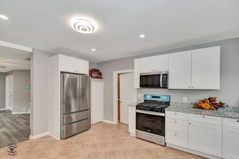 Tiny photo for 1032 S East Avenue, Kankakee, IL 60901 (MLS # 12476829)