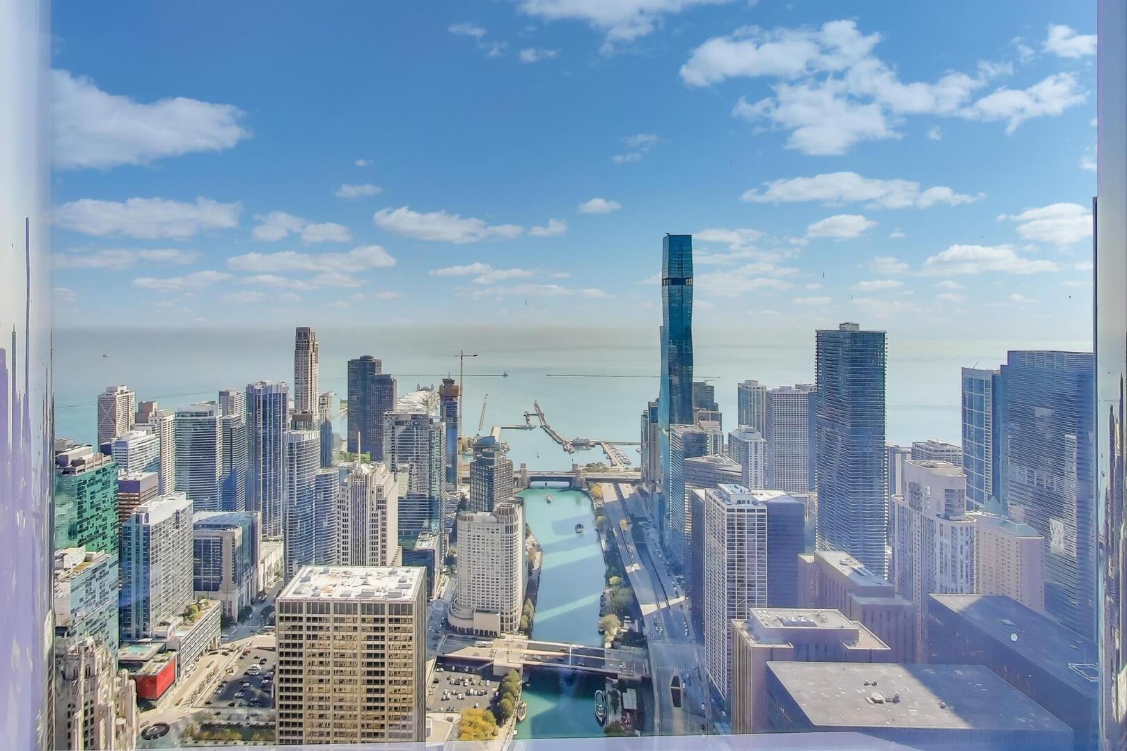 Chicago, Illinois 60611, United States, 3 Bedrooms Bedrooms, ,4 BathroomsBathrooms,Residential,Active,223958