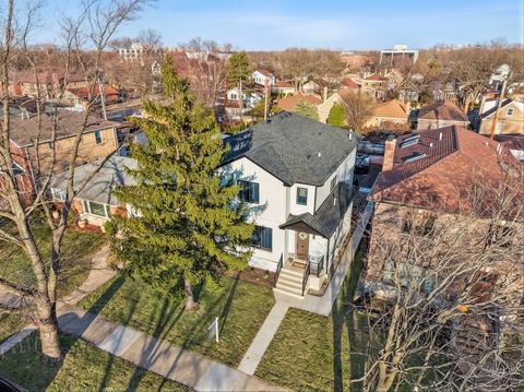 Tiny photo for 6235 N Kedvale Avenue, Chicago, IL 60646 (MLS # 12583064)