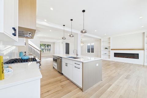 Tiny photo for 6235 N Kedvale Avenue, Chicago, IL 60646 (MLS # 12583064)