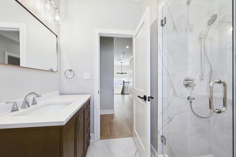 Tiny photo for 6235 N Kedvale Avenue, Chicago, IL 60646 (MLS # 12583064)