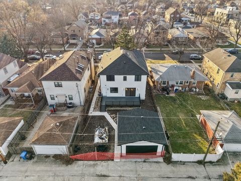 Tiny photo for 6235 N Kedvale Avenue, Chicago, IL 60646 (MLS # 12583064)