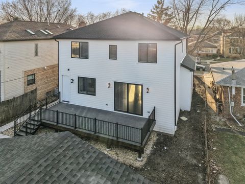 Tiny photo for 6235 N Kedvale Avenue, Chicago, IL 60646 (MLS # 12583064)