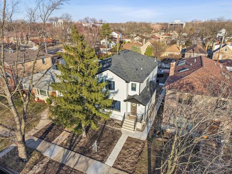 Tiny photo for 6235 N Kedvale Avenue, Chicago, IL 60646 (MLS # 12583064)