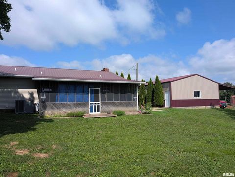 Tiny photo for 425 Peak Road, Harrisburg, IL 62946 (MLS # QC4265530)