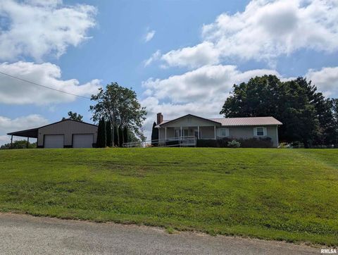 Photo of 425 Peak Road, Harrisburg, IL 62946 (MLS # QC4265530)