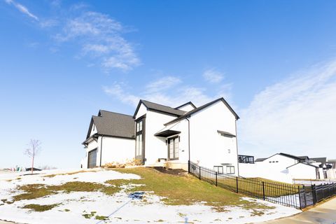 Tiny photo for 1112 Bell Grove Lane, Bloomington, IL 61705 (MLS # 12543211)