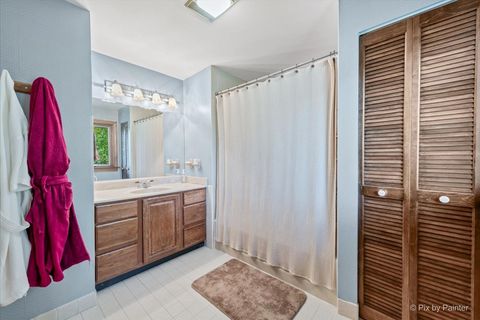 Tiny photo for 335 Arlington Road, Itasca, IL 60143 (MLS # 12480549)