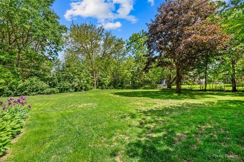 Tiny photo for 335 Arlington Road, Itasca, IL 60143 (MLS # 12480549)