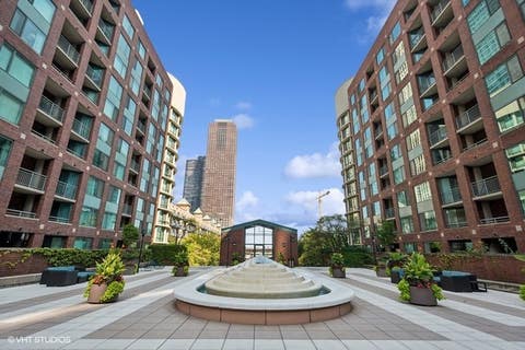 Tiny photo for 480 N MCCLURG Court #413, Chicago, IL 60611 (MLS # 12736959)