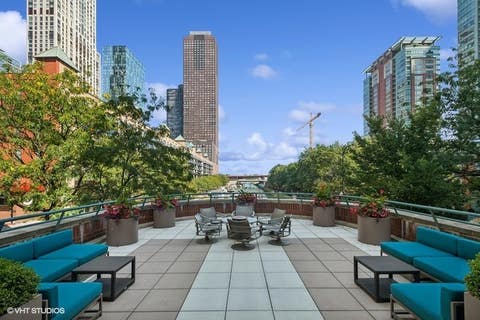 Tiny photo for 480 N MCCLURG Court #413, Chicago, IL 60611 (MLS # 12736959)