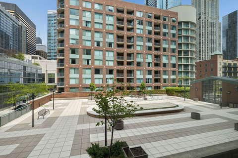 Tiny photo for 480 N MCCLURG Court #413, Chicago, IL 60611 (MLS # 12736959)