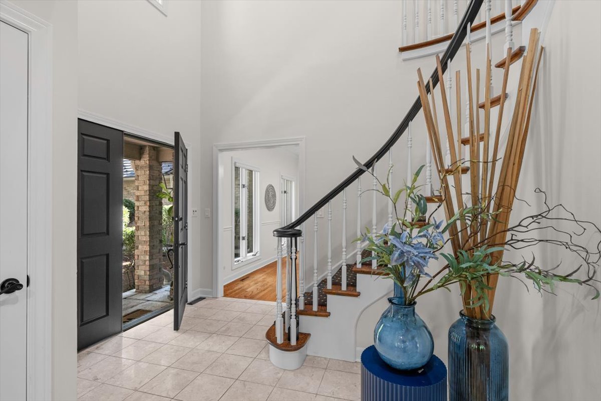 5825 Blue Heron Drive