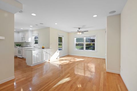 Tiny photo for 5333 Fairview Avenue, Downers Grove, IL 60515 (MLS # 12508020)