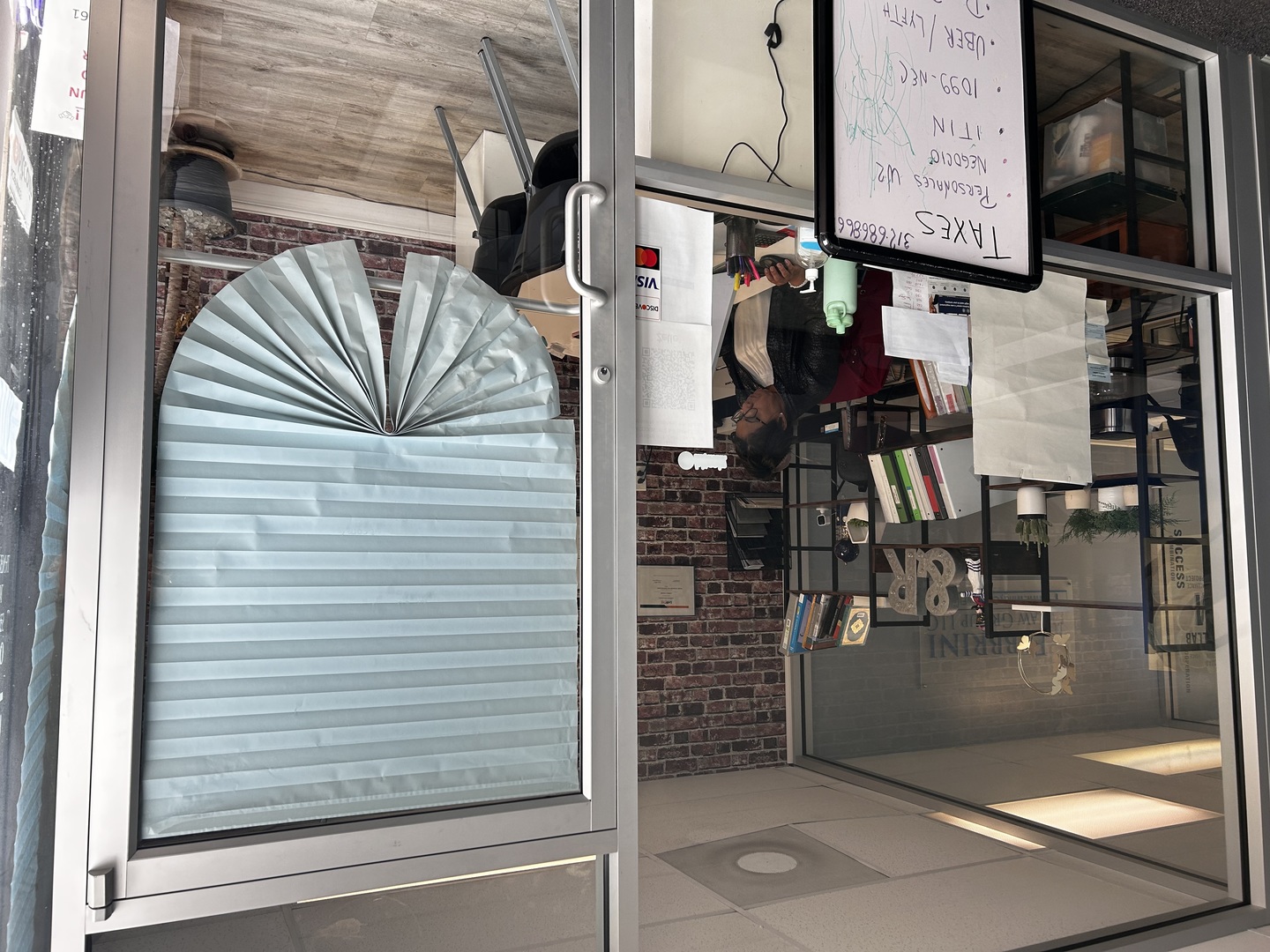 5524 W Belmont Avenue