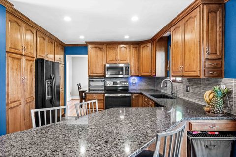 Tiny photo for 300 Harper Court, Normal, IL 61761 (MLS # 12613140)