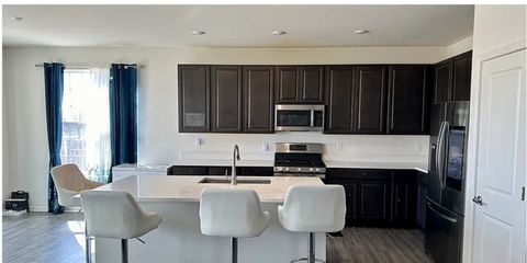 Tiny photo for 2104 Tremont Avenue, Yorkville, IL 60560 (MLS # 12627700)