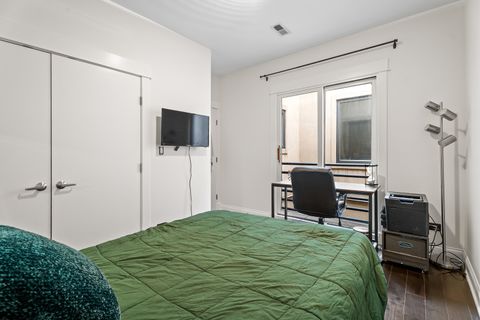 Tiny photo for 636 N Racine Avenue #4S, Chicago, IL 60642 (MLS # 12519834)