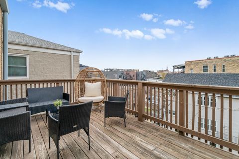 Tiny photo for 636 N Racine Avenue #4S, Chicago, IL 60642 (MLS # 12519834)