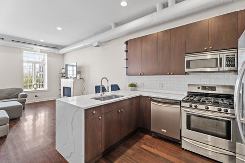 Tiny photo for 636 N Racine Avenue #4S, Chicago, IL 60642 (MLS # 12519834)