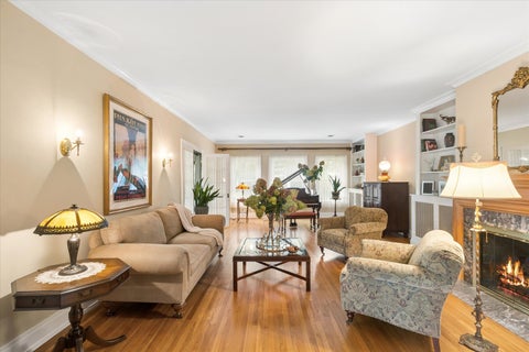 Tiny photo for 310 N Delaplaine Road, Riverside, IL 60546 (MLS # 12774031)