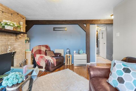 Tiny photo for 31 Abbeywood Drive, Romeoville, IL 60446 (MLS # 12413329)