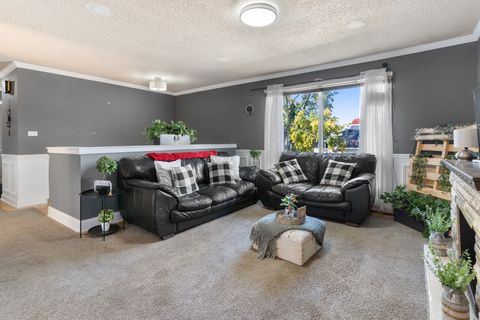 Tiny photo for 31 Abbeywood Drive, Romeoville, IL 60446 (MLS # 12413329)