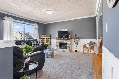 Tiny photo for 31 Abbeywood Drive, Romeoville, IL 60446 (MLS # 12413329)