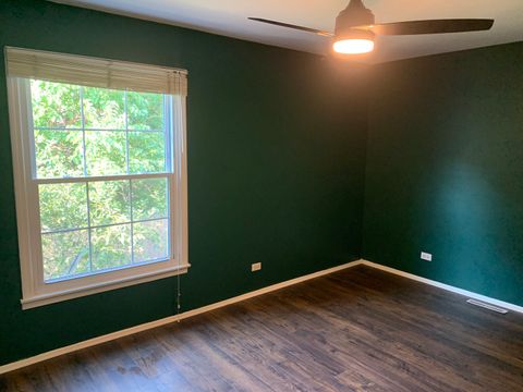 Tiny photo for 1687 Williamsburg Court #A, Wheaton, IL 60189 (MLS # 12488247)