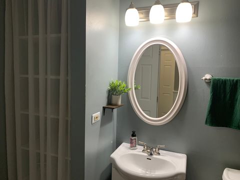 Tiny photo for 1687 Williamsburg Court #A, Wheaton, IL 60189 (MLS # 12488247)