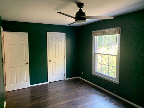 Tiny photo for 1687 Williamsburg Court #A, Wheaton, IL 60189 (MLS # 12488247)