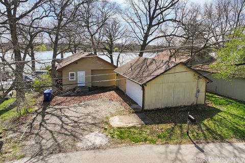 33566 N Lake Shore Drive Grayslake IL 60030