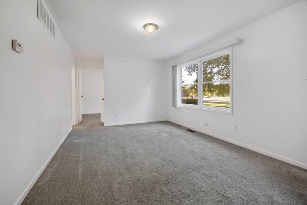1S278 Wenmoth Road