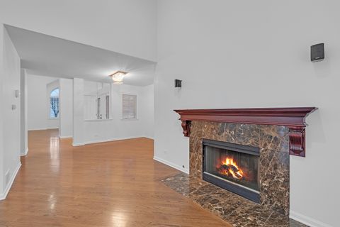 Tiny photo for 141 Manchester Court, Buffalo Grove, IL 60089 (MLS # 12609456)