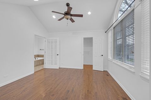 Tiny photo for 141 Manchester Court, Buffalo Grove, IL 60089 (MLS # 12609456)