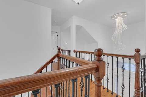 Tiny photo for 141 Manchester Court, Buffalo Grove, IL 60089 (MLS # 12609456)