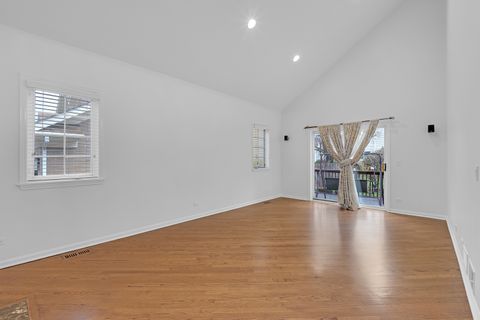 Tiny photo for 141 Manchester Court, Buffalo Grove, IL 60089 (MLS # 12609456)