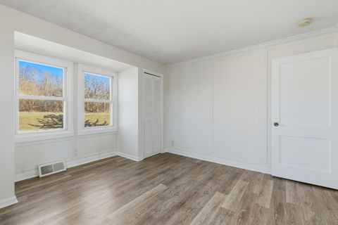 Tiny photo for 1117 Mississippi Boulevard, Bettendorf, IA 52722 (MLS # 12559303)