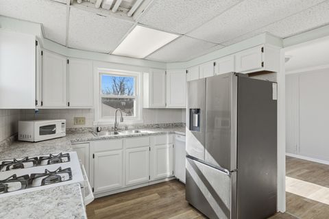 Tiny photo for 1117 Mississippi Boulevard, Bettendorf, IA 52722 (MLS # 12559303)