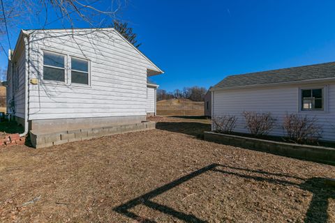 Tiny photo for 1117 Mississippi Boulevard, Bettendorf, IA 52722 (MLS # 12559303)