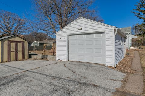 Tiny photo for 1117 Mississippi Boulevard, Bettendorf, IA 52722 (MLS # 12559303)