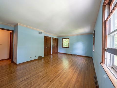 Tiny photo for 1009 Anne Road, Naperville, IL 60540 (MLS # 12598299)